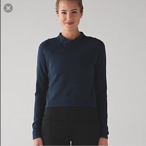 ISO lululemon hill and valley mock neck crop top 6